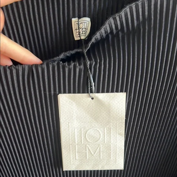 Toteme Black Gathered Azores Plisse Top xs - Picture 4 of 7